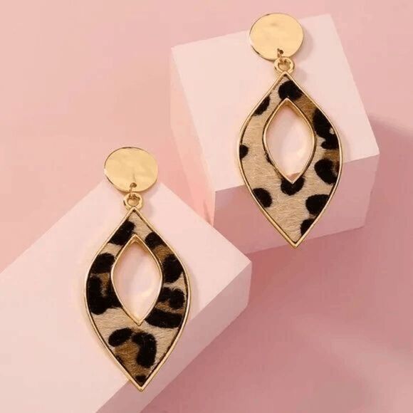 2/$21 Leopard Print Dangle Fashion Earrings - Picture 1 of 6